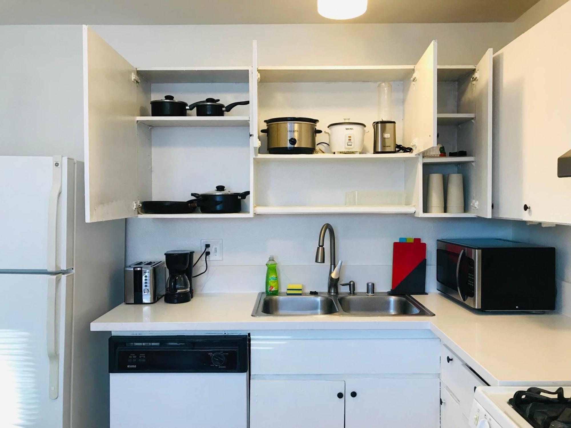 Super 1 Bedroom With Private Bathroom, Shared Kitchen Room -3 Las Vegas Extérieur photo